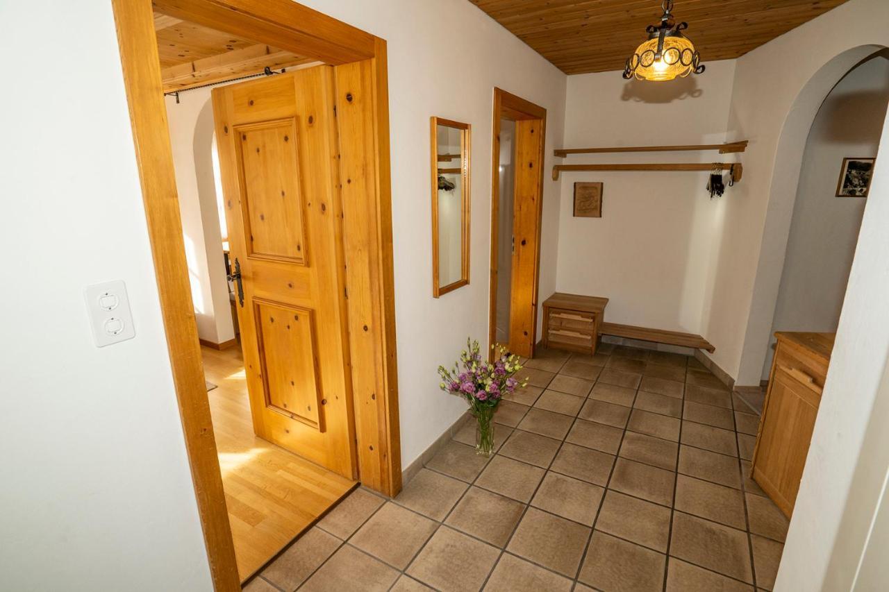 Chasa Nogler - Ferienwohnung Ramosch Exterior foto
