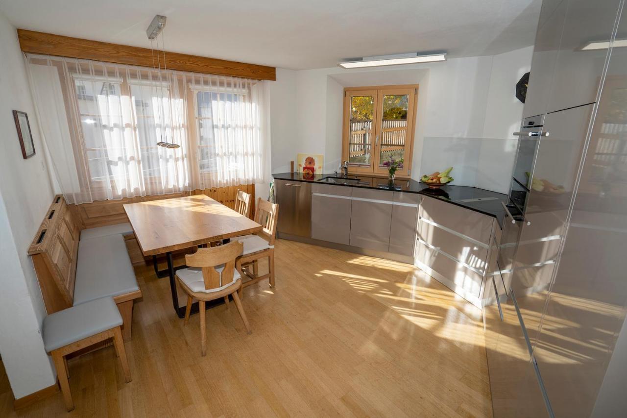 Chasa Nogler - Ferienwohnung Ramosch Exterior foto